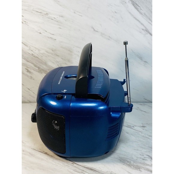 Vintage Digitech AM/FM Cassette Player NEW battery operated only - Picture 7 of 11